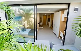 Levitat Condos - Deluxe Suites (Playa del Carmen Centro)